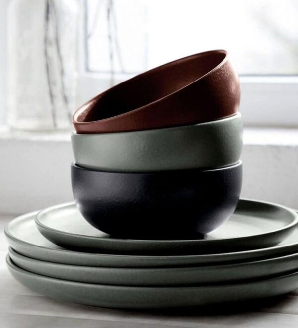 Pacifica 9" Salad Plate, Artichoke Green